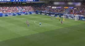 莱万经纪人秘密会面巴萨高层，续约降薪25%谈判进行中